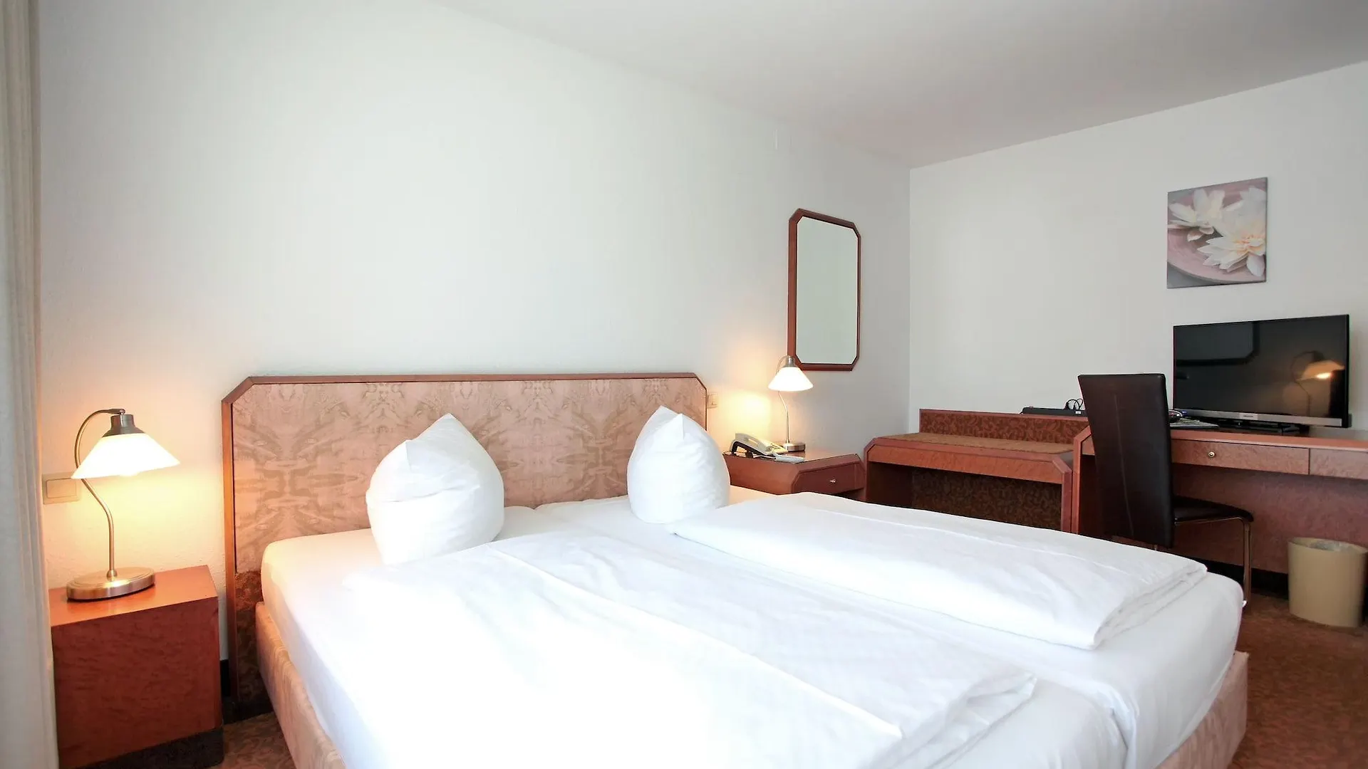 ***  Hotel Flora Möhringen Stuttgart Deutschland