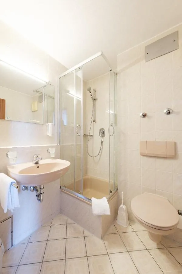 Hotel Flora Moehringen شتوتغارت